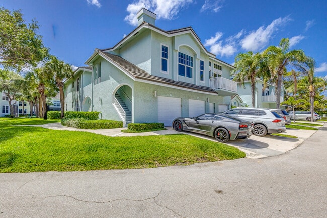Photo - 1701 Mizzenmast Way