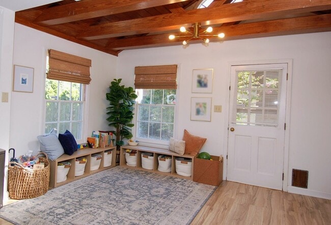 Photo - 3414 Bellevue Rd