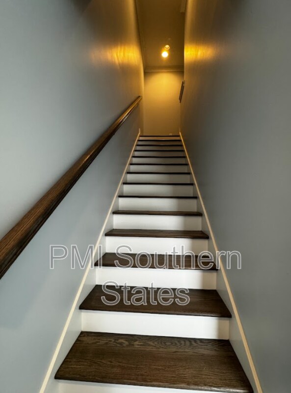 Photo - 103 Jones Ave