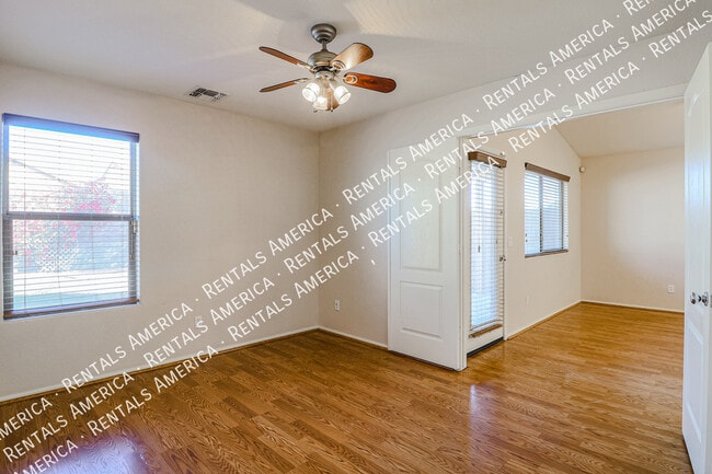 Photo - 16070 W Kendall St