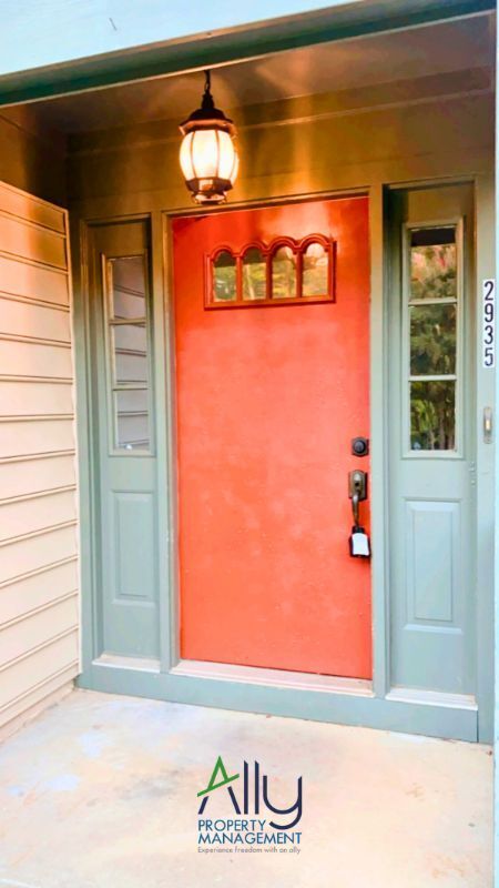 Photo - 2935 Lamkin Way