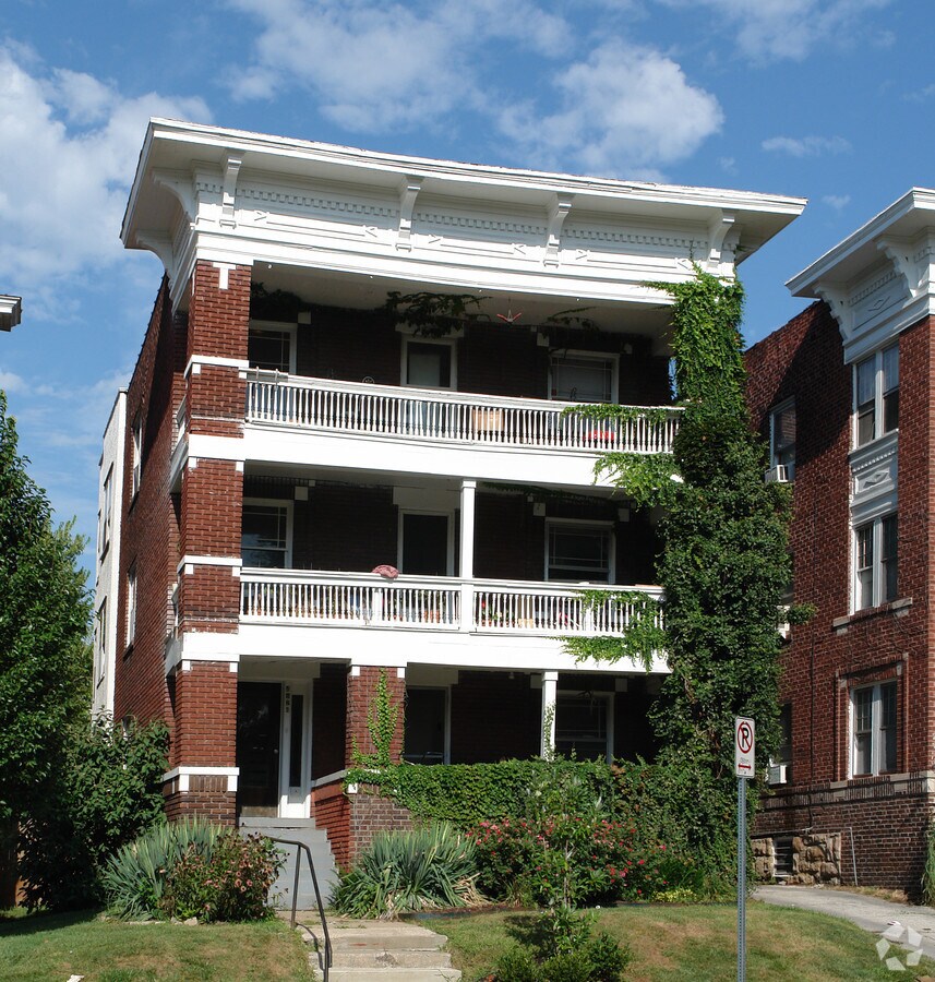 Photo - 4124 Warwick Blvd