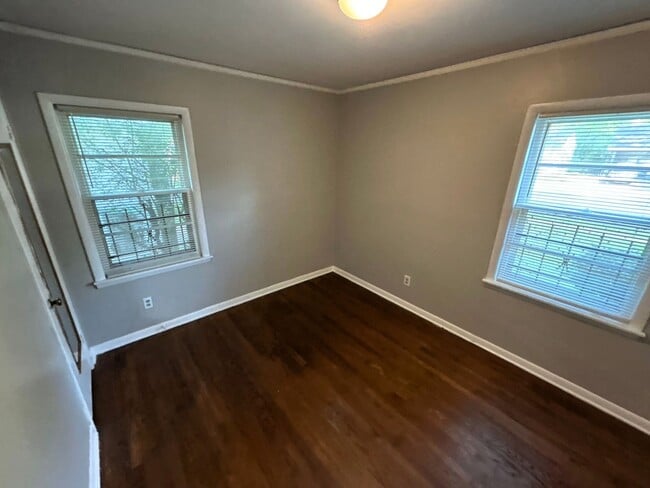 Photo - 1755 Cornelia Ln