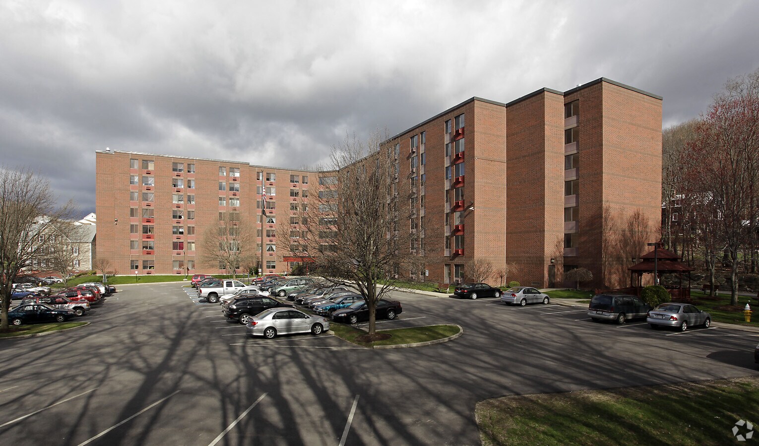 Photo - Green Hill Towers Apartments