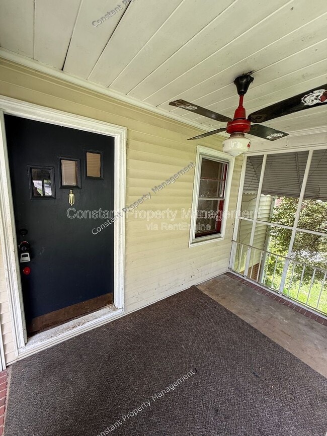 Photo - 3069 Somerset Dr