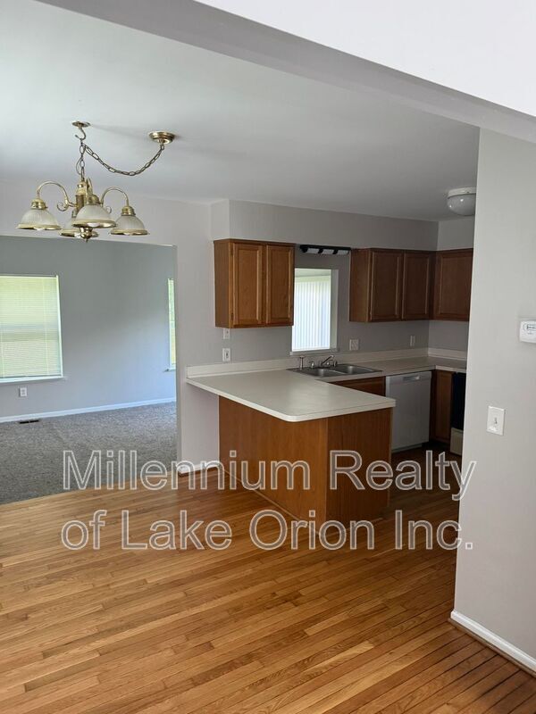 Photo - 1106 Oak Valley Dr