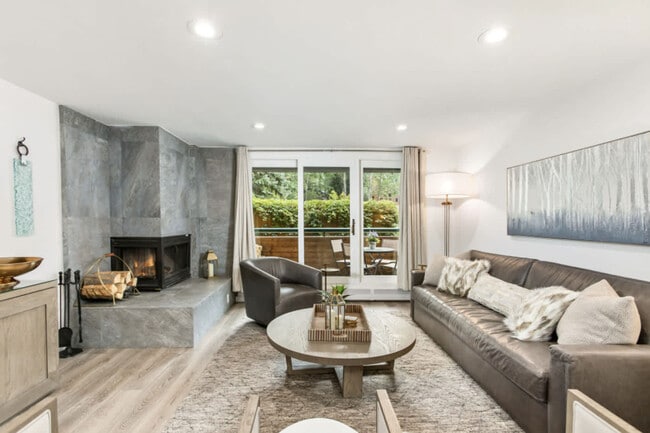 Photo - 1024 E Hopkins Ave Unit FL1-ID1021504P