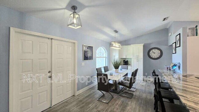 Photo - 837 SE 3rd Terrace