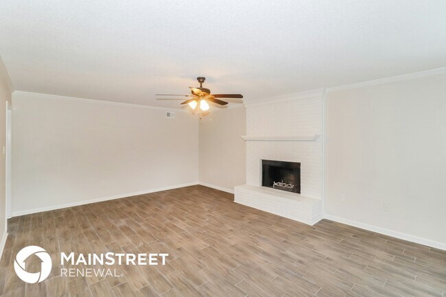 Photo - 7120 Oak Forest Dr