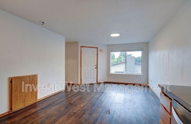 Photo - 8601 NE 21st Ave