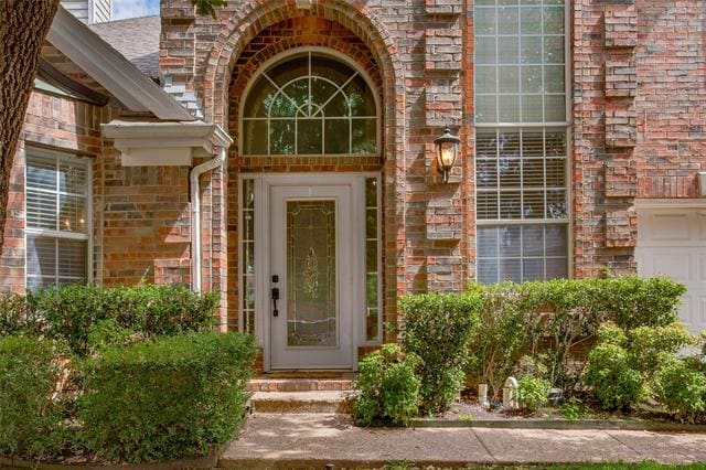 Photo - 14628 Dickenson Ct