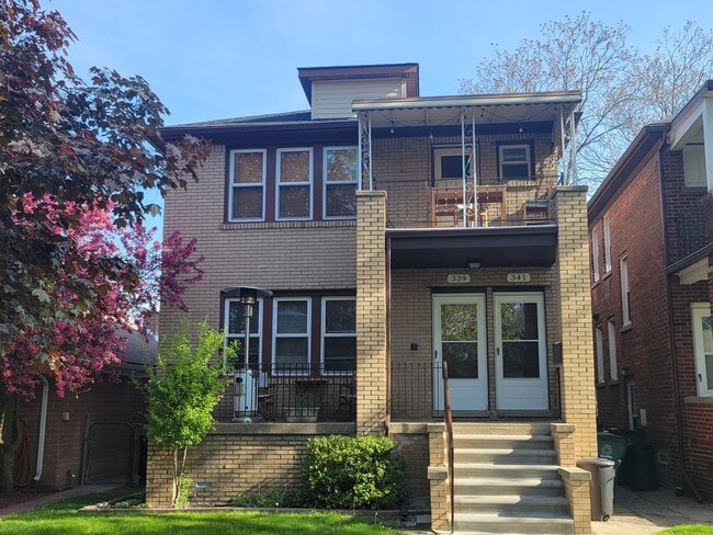 Street view - 339 E Breckenridge St Apartments Unit Lower Flat
