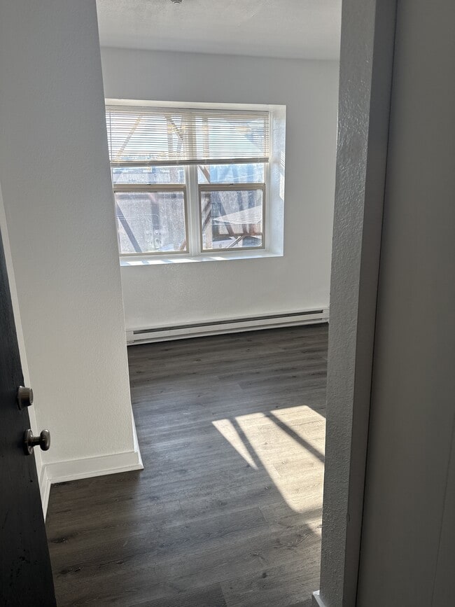 Photo - Elks Apartments