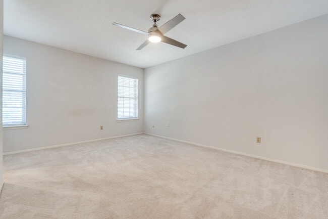 Photo - 10745 Sandpiper Ln