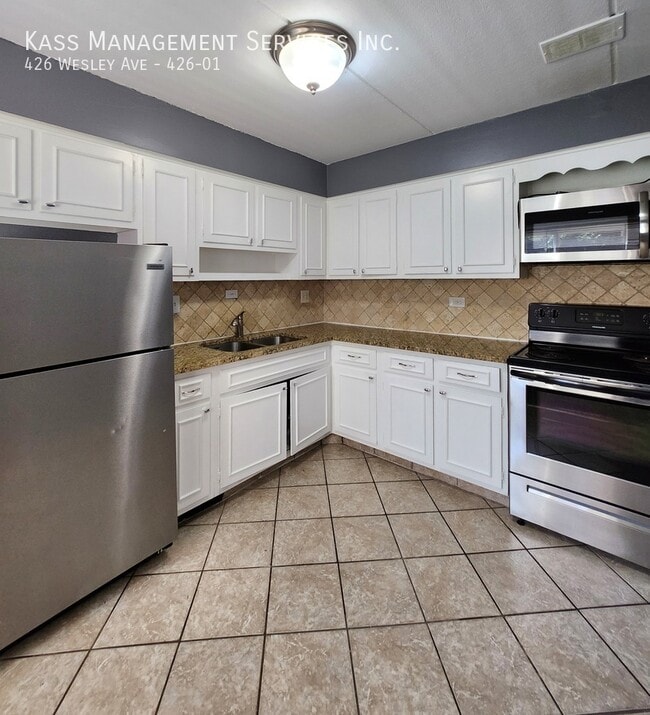 Building Photo - 426 Wesley Ave Unit 426-01