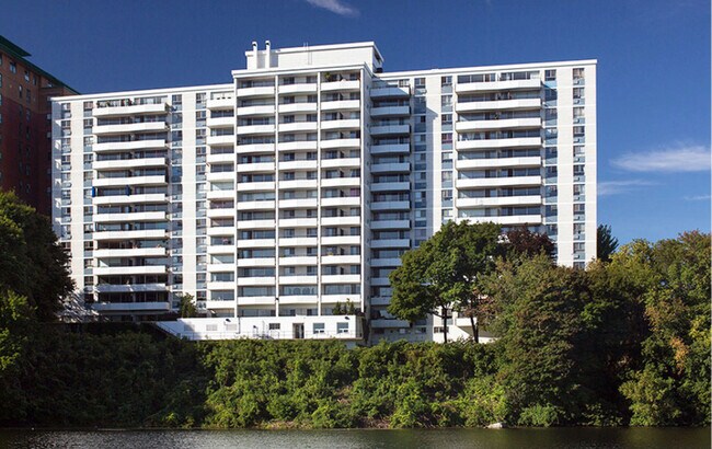 Photo - The Seigniory