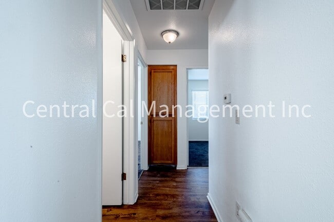 Photo - 8404 Laborough Dr Unit Apt A