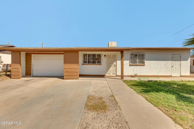 Photo - 4945 Sierra Madre Dr