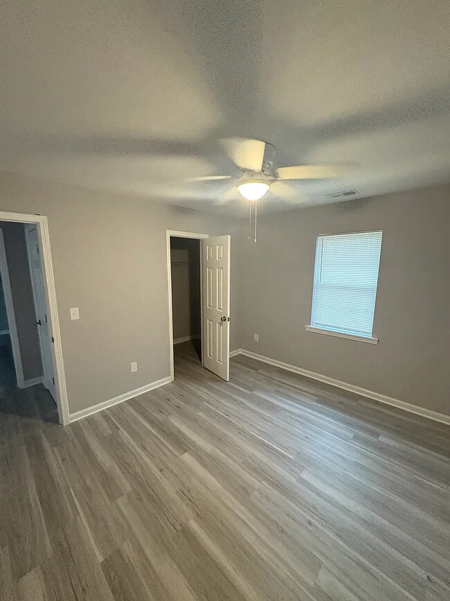 Photo - Room in House on Pinedale Cir NW