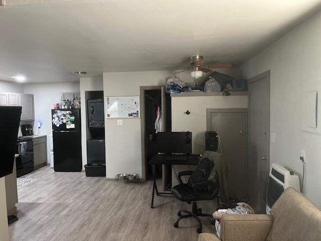 Photo - 1220.5 Knight St