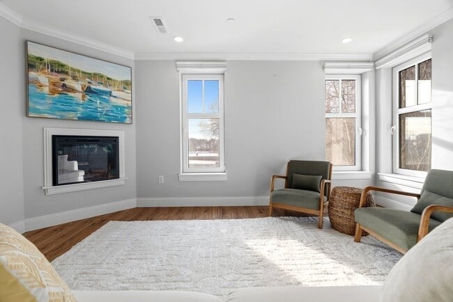 Photo - 1721 Centre St Unit 304R