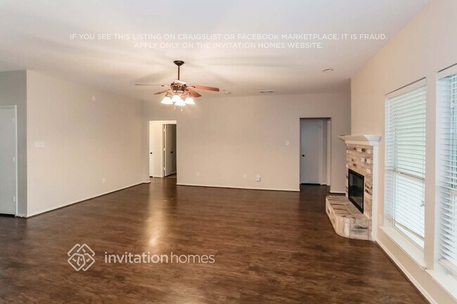 Photo - 108 Post Oak Dr