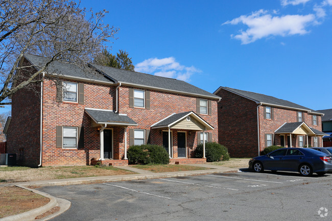 Photo - Carlton Place Apartments