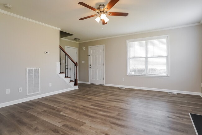 Photo - 2165 Southfort Dr