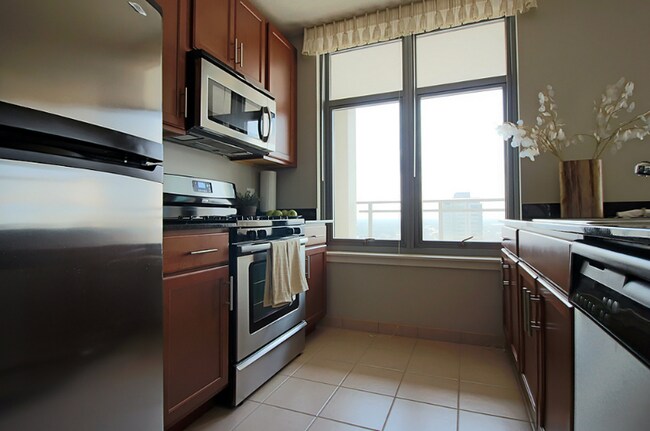 Photo - 546 W Kinzie St