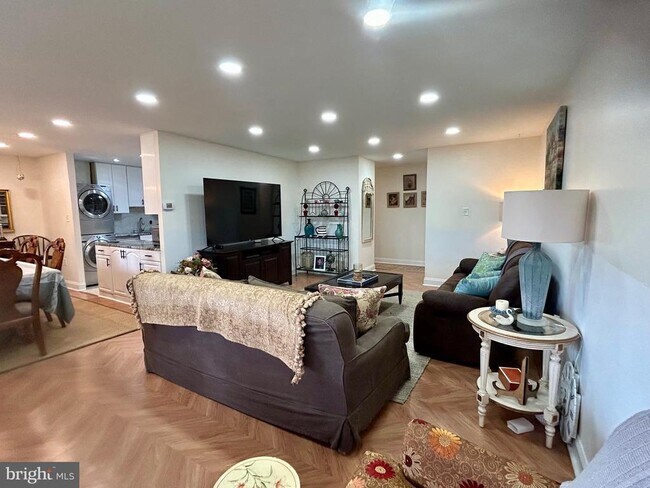 Photo - 18624 Walkers Choice Rd Unidad 6