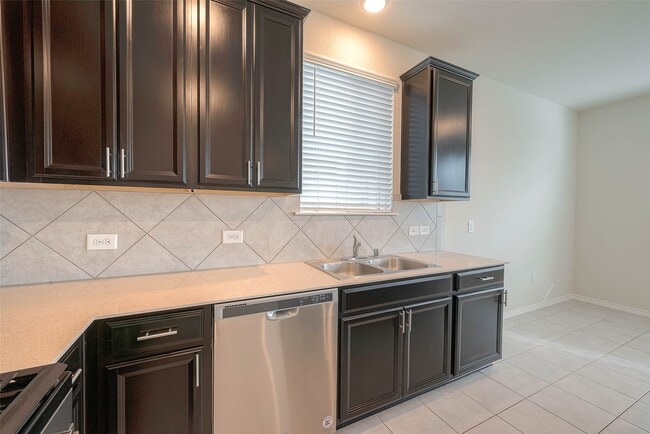 Photo - 25635 Royal Catchfly Rd