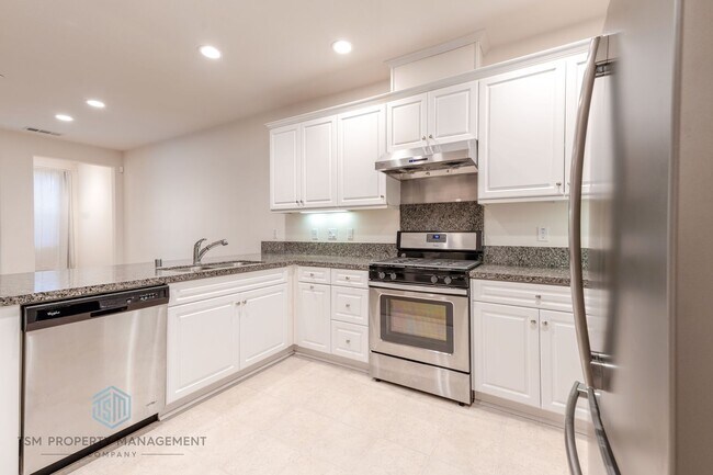 Photo - 3250 E Yountville Dr