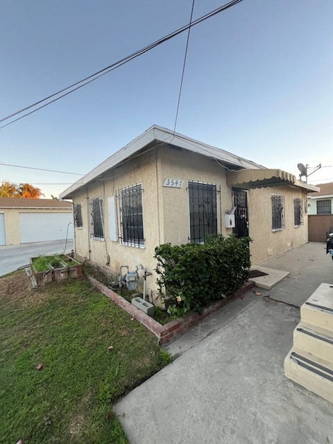 Building Photo - 3545-3547 ½ W. 110th St