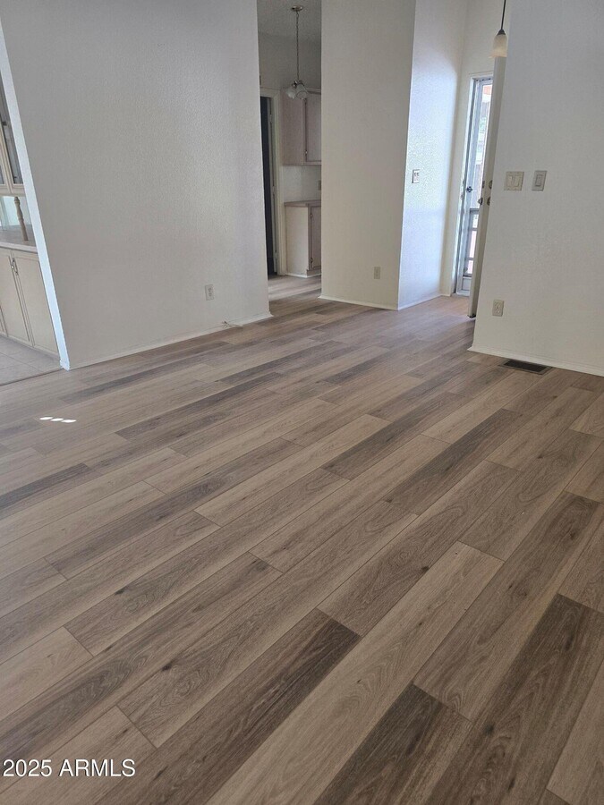 Photo - 2710 E Chester Dr