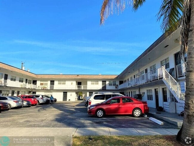 Building Photo - 915 S 21st Ave Unit A12 Rental