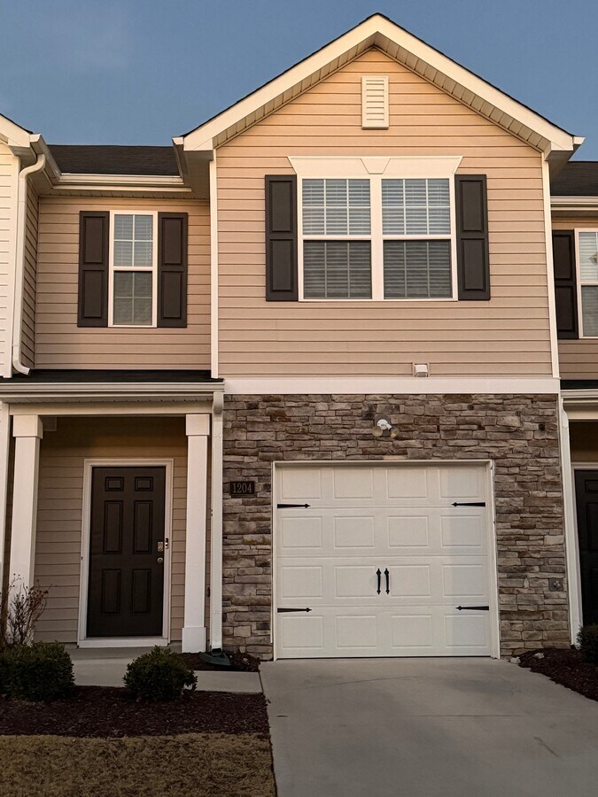 Photo - 1204 Gracie Ln