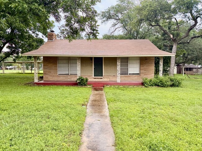 Building Photo - Unbeatable Location! Walk Across the Street to TXST Campus