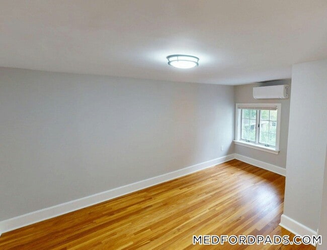 223 Main St Unit 2