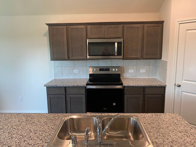 Photo - 3302 Brookstone Dr