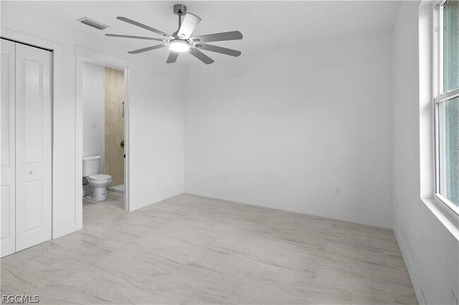 Building Photo - 656 Grant