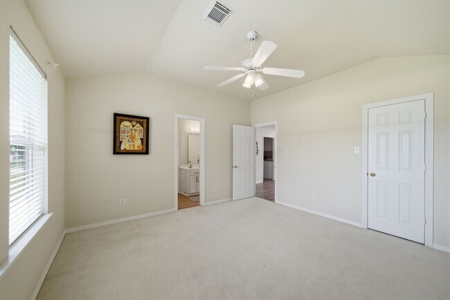 Photo - 1413 Whispering Pines Dr