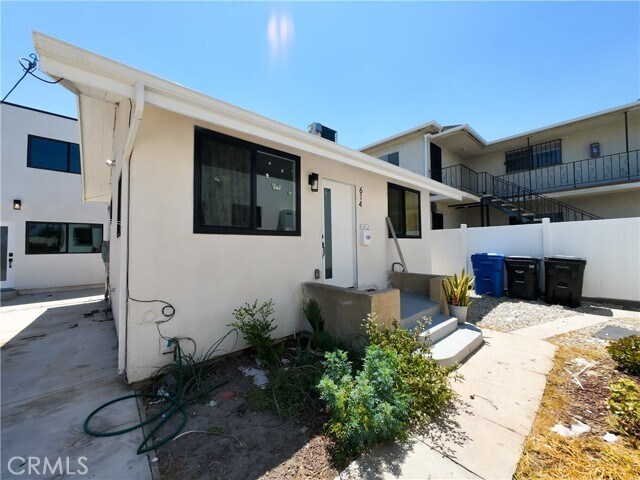 Photo - 614 W 84th St