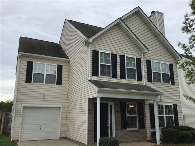 Photo - 530 Tansy Dr