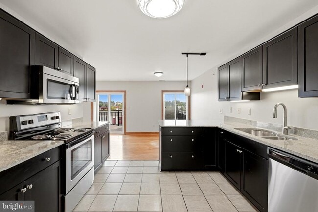 Photo - 443 Millwood Ave Unit 3