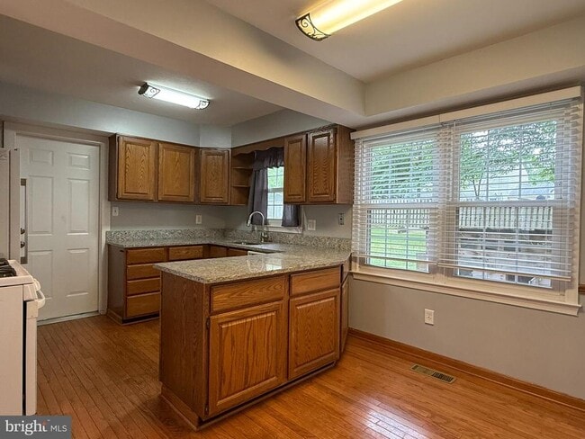 Photo - 9613 Ashbourn Dr