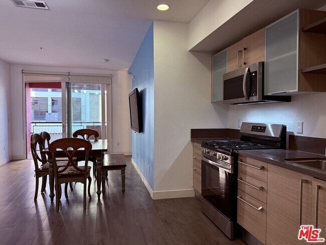 Photo - 1234 Wilshire Blvd Unit 333