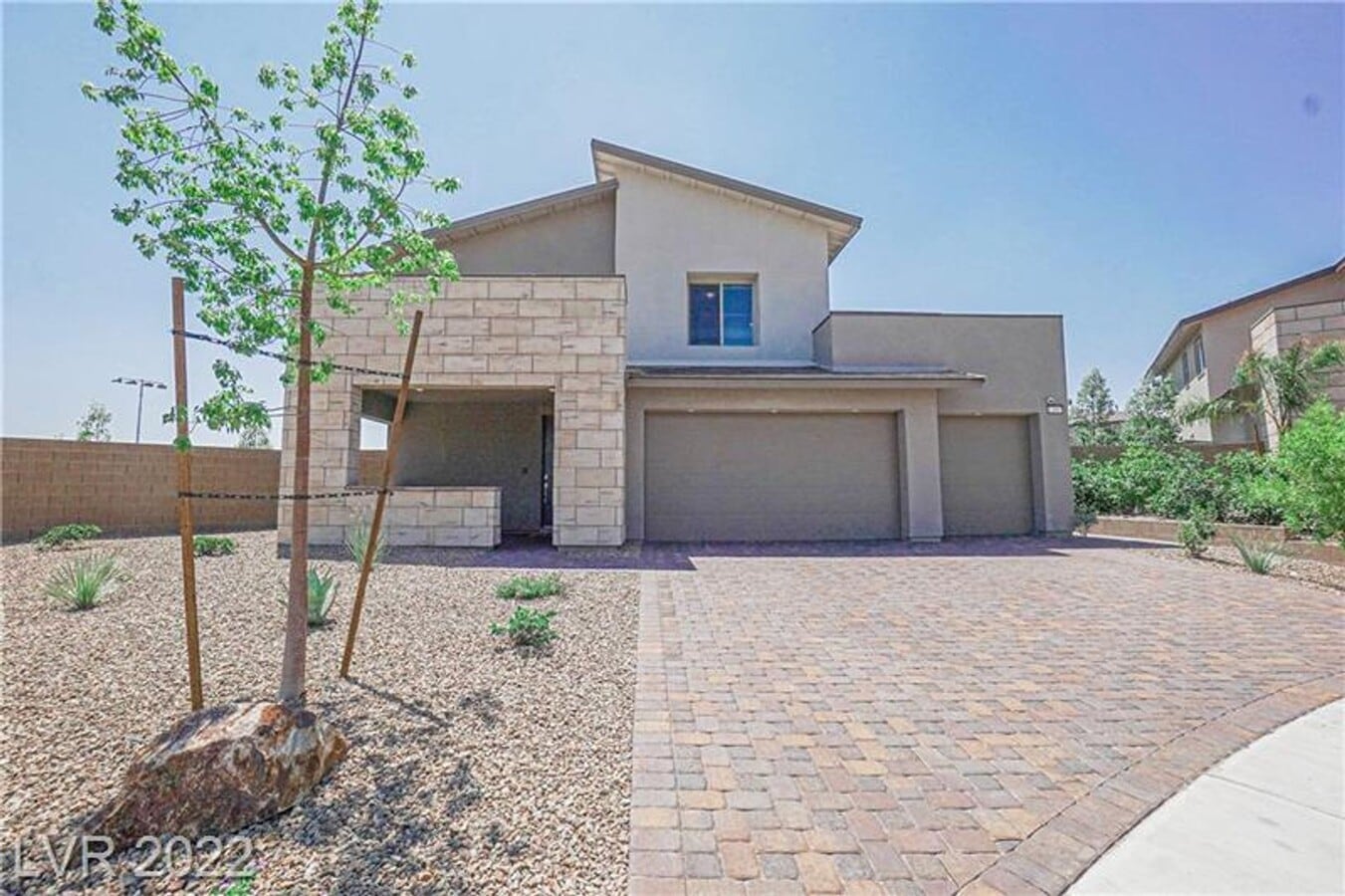 Modern Luxury on an Expansive Homesite in Summerlin West! - Modern Luxury on an Expansive Homesite in Summerlin West!