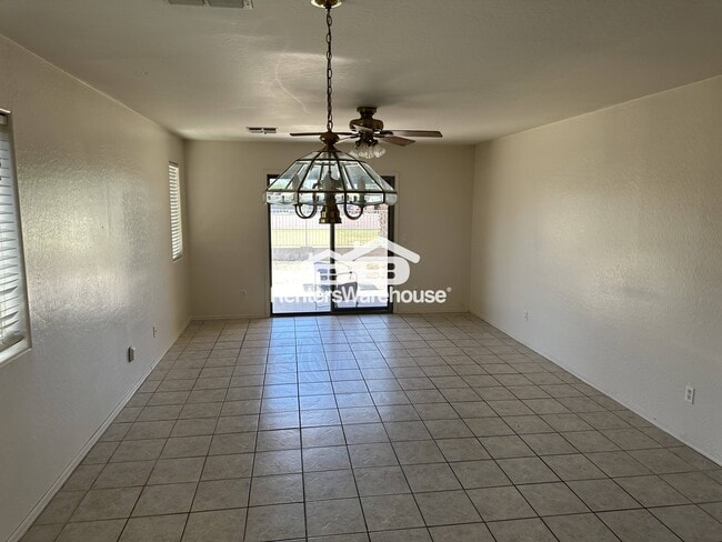 Photo - 639 E Arizona Ave