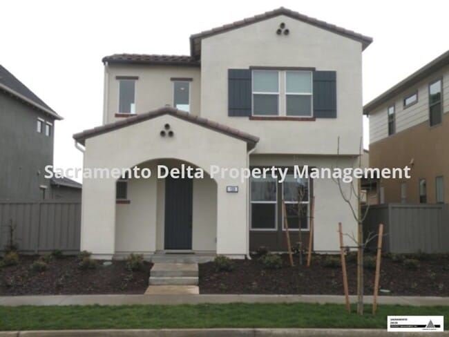 Building Photo - Beautiful Home in McKinley Village
