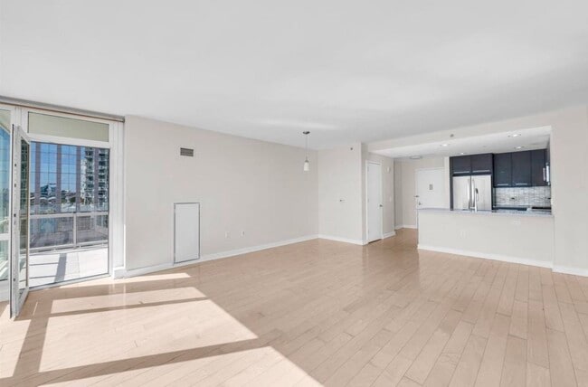 Photo - 2 2nd St Unit 703